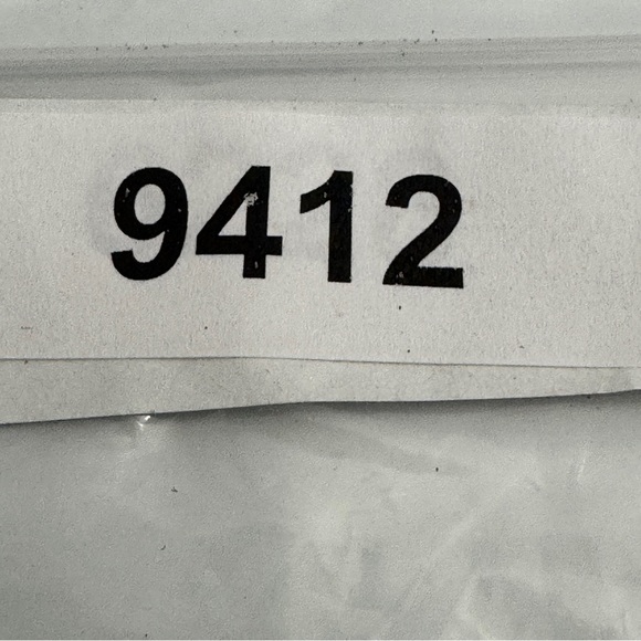 American Eagle Hi-Rise Shortie Shorts Size 4 NE(X)T Level Stretch Distressed - Picture 7 of 7